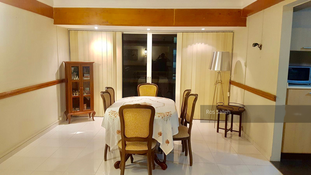 Blk 246 Pasir Ris Street 21 (Pasir Ris), HDB Executive #212747881